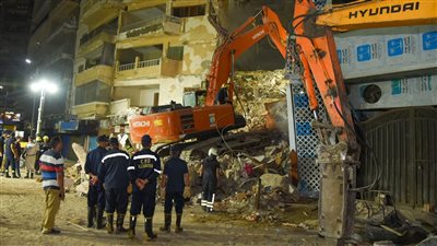  عقار ميامي، انتشال الجثة العاشرة من تحت الأنقاض (صور)