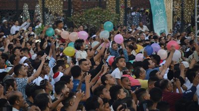 المشاهد الأولى لاحتفالات المصريين بعيد الأضحى (فيديو)