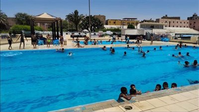 إقبال على مراكز الشباب بالأقصر في أول أيام عيد الأضحى المبارك (صور)