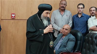 مطران بورسعيد يعرب عن سعادته للمشاركة باحتفالات المحافظة بعيد الأضحى (صور)