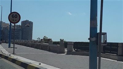 إقبال ضعيف على كورنيش الإسكندرية مع أول أيام عيد الأضحى (بث مباشر)