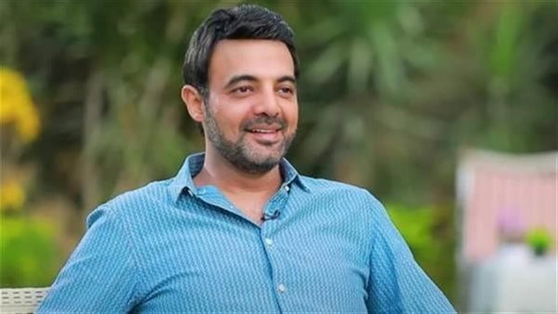 عمرو محمود ياسين،