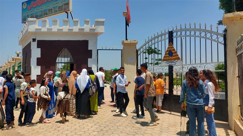 اقبال على حدائق وزارة