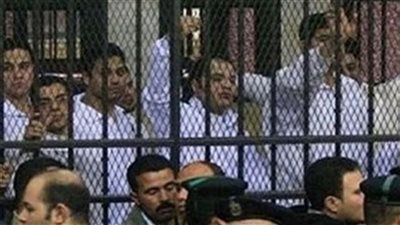 وثيقة تكشف فساد مرتبات كبار رجال الدولة في عهدي مبارك والإخوان (فيديو)