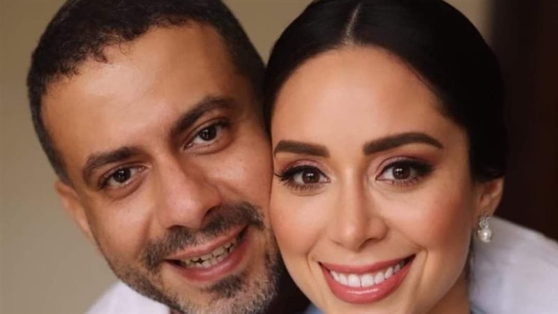 محمد فراج وبسنت شوقي،