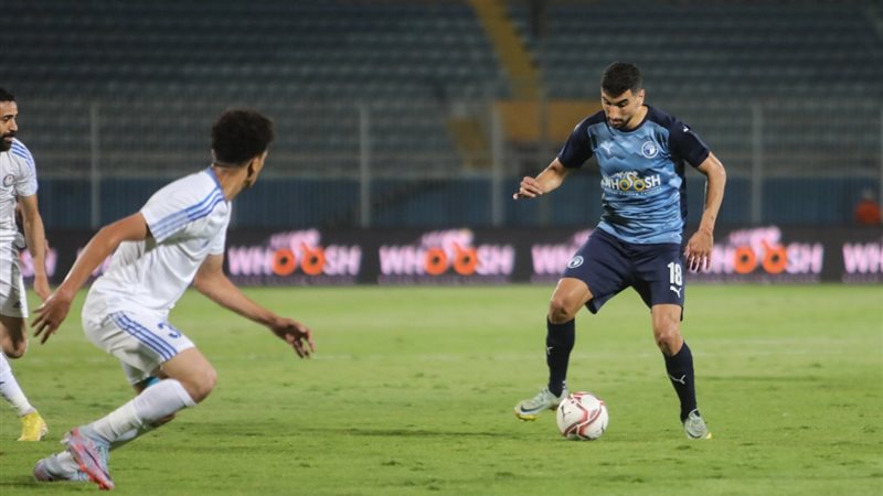 بيراميدز وسموحة،