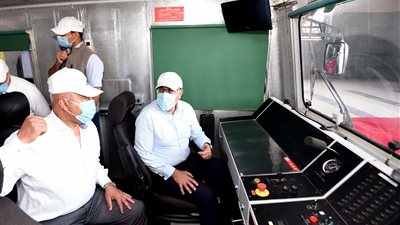 رئيس الوزراء: القطار المكهرب جزء من منظومة متكاملة تمثل ثورة في النقل الجماعي