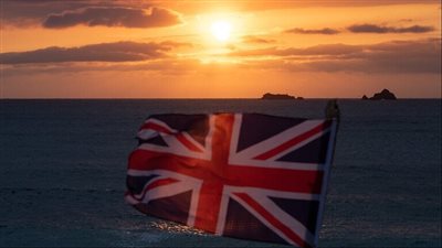 فرصة لا تعوض.. بريطانيا تمنح تأشيرات مؤقتة لتعويض العجز في هذه المهنة