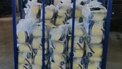 ضبط طن جبنة مجهولة المصدر و٩٢٠ علبة سجائر مهربة في المنصورة