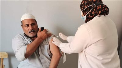 صحة الإسماعيلية: إقبال كثيف من المواطنين على لقاح كورونا