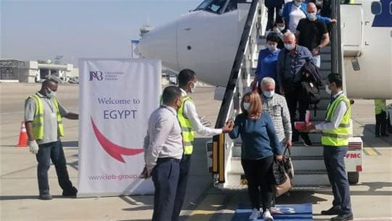 استقبال أولى رحلات