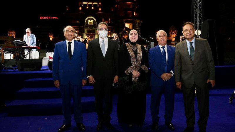 وزير السياحة والآثار