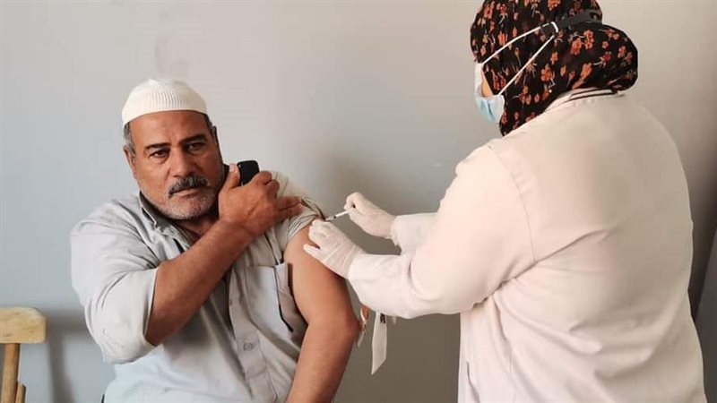 جانب من منح اللقاح