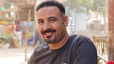 محمد عبد العزيز يبدأ تصوير 