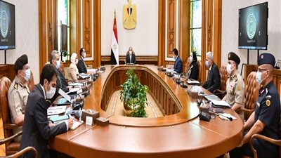  السيسي يوجه باتباع أعلى درجات الحرص والتدقيق للحفاظ على سلامة وصحة الطلاب وكافة العاملين في المنظومة التعليمية