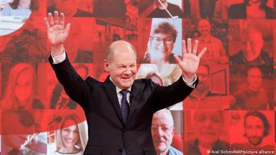 انهيار تاريخي لحزب ميركل.. 