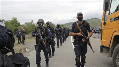 طبول الحرب تدق مجددا بين صربيا وكوسوفو.. والناتو يتدخل | فيديو