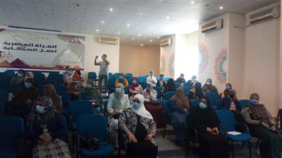 القومي للمرأة بالمنيا يطلق فعاليات حملة طرق الأبواب بقرى حياة كريمة