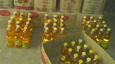 ضبط سلع تموينية مهربة قبل طرحها بالسوق السوداء في الفيوم