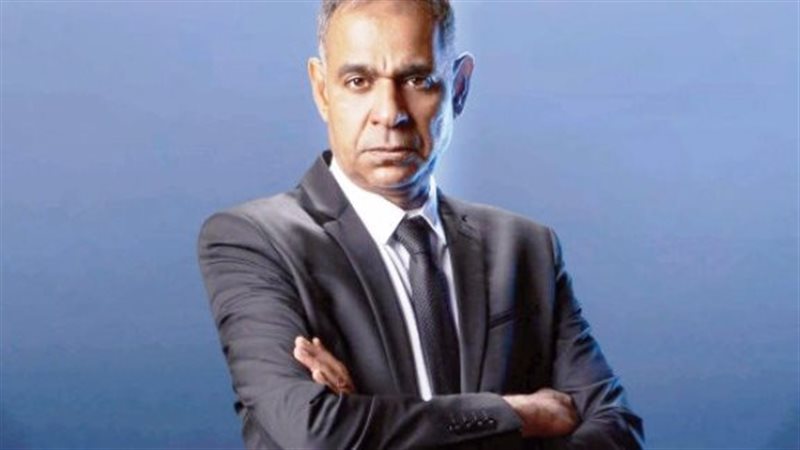 الفنان محمود البزاوي