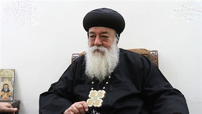 جثمان الأنبا هدرا يصل مطرانية أسوان