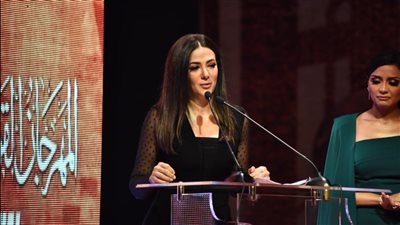 أخبارالفن اليوم.. دنيا سمير غانم تحضر المهرجان القومي للمسرح.. والإسكندرية السينمائي يحتفل بعيد ميلاد بدرخان