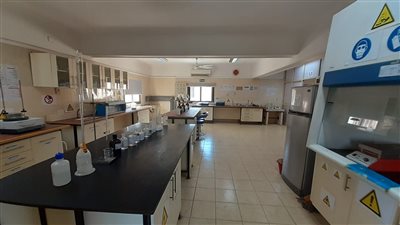 650 ألف جنيه تكلفة توفير احتياجات كيميائية بشركة مياه أسيوط 