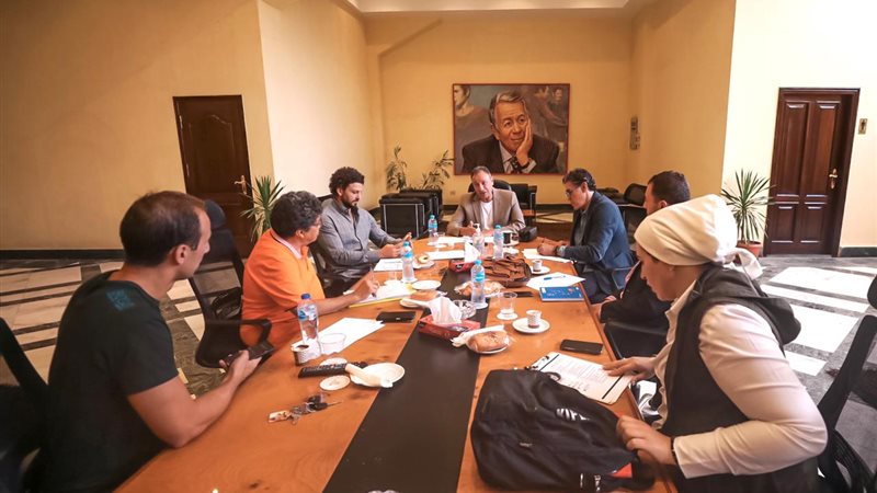 اجتماع الخطيب مع