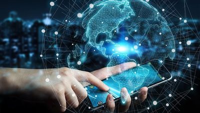 هاشتاج إنترنت بلا حدود يتصدر تويتر ومغردون: الباقة بتخلص في نصف الشهر