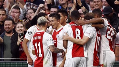 أياكس ودورتموند.. منافسة ثنائية على قمة المجموعة الثالثة بدوري أبطال أوروبا