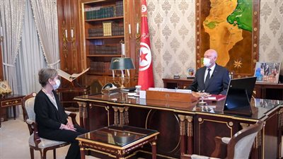 الرئيس التونسي يكلف نجلاء بودن بتشكيل الحكومة