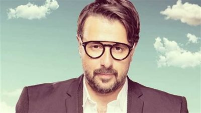 نجاة الفنان كريم أبو زيد من الموت في حادث سير