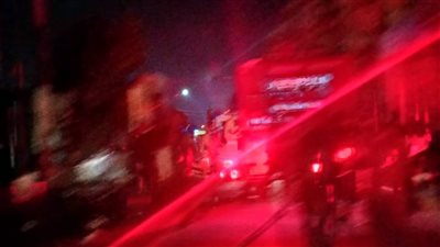 حريق هائل يلتهم 6 محال تجارية بكفر الشيخ | صور