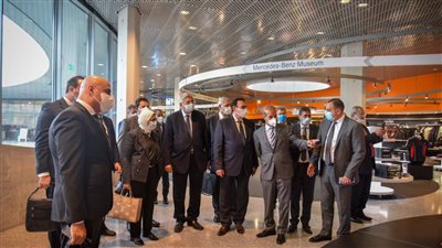 وزيرة الصحة: توريد 2510 سيارات إسعاف وعيادات متنقلة من ألمانيا بـ 3 مليارات جنيه لدعم 