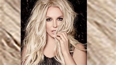 بريتني سبيرز تستعيد حريتها وتحتفل فوق السحاب | فيديو