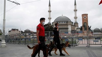 في واقعة طريفة.. رجل يشترك مع الشرطة في البحث عن نفسه دون أن يدري