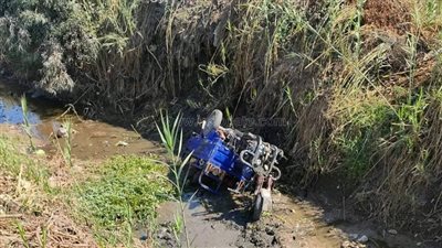 إصابة ٤ أشخاص في انقلاب تروسيكل بترعة شبرا النملة بطنطا