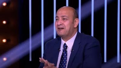 رهان بين عمرو أديب وميدو على من يحمل شارة قيادة منتخب مصر