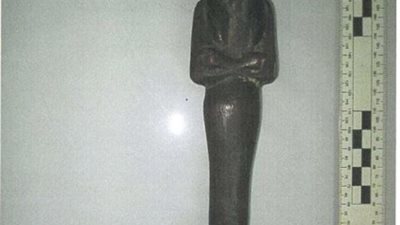 الآثار تسترد تمثالين خرجا بطريقة غير شرعية من بلجيكا