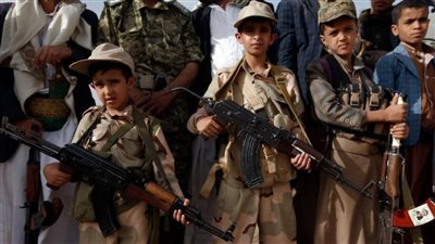 اغتصاب وضرب وتجويع.. خطط الحوثي للزج بالأطفال إلى جبهات القتال