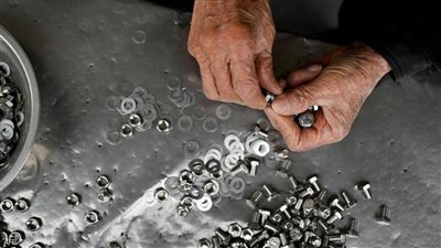 صاحب المعدة المعدنية.. «ليتواني» يبتلع أكثر من كيلو مسامير بدلًا من المخدرات