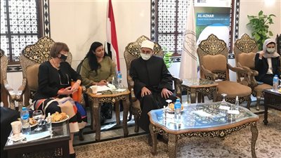 الأزهر والثقافي البريطاني يطلقان برنامج (AATAGs) لتطوير قدرات المعلمين في اللغة الإنجليزية