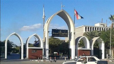 افتتاح الدورة التدريبية الـ19 حول استخدامات الميكروسكوب الإلكتروني بجامعة أسيوط