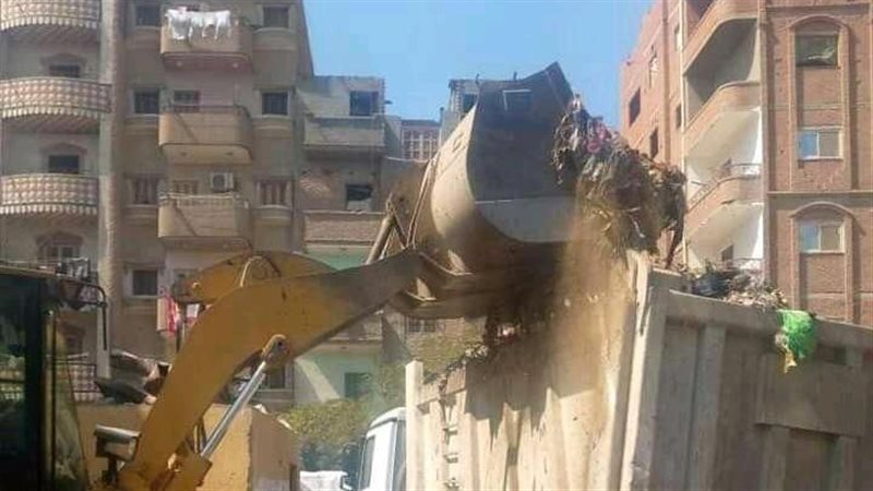  رفع القمامة من شوارع