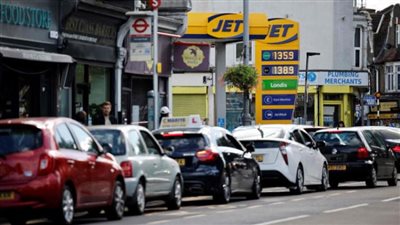 سياسي بريطاني يكشف آخر تطورات مشكلة الوقود في لندن 