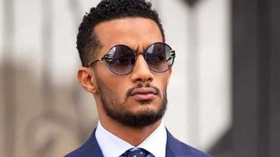 على طريقة لاعبي الملاكمة.. محمد رمضان يرد على منتقديه | فيديو