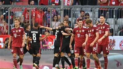 رسميا.. بايرن ميونخ يجدد عقد مدافعه ستانيشيتش