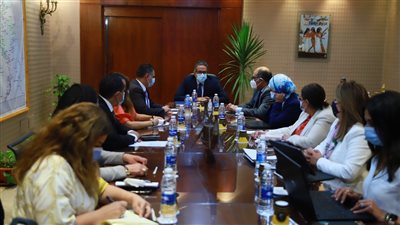 وزير السياحة والآثار يترأس اجتماع هيئة التنشيط لمناقشة أجندة الترويج