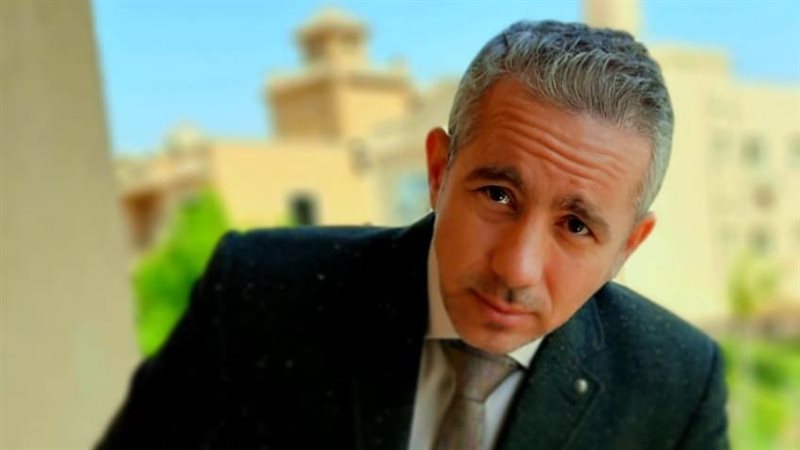 عماد ثابت