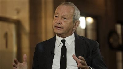 ساويرس يكشف السبب الحقيقي لتراجع أسهم فيسبوك